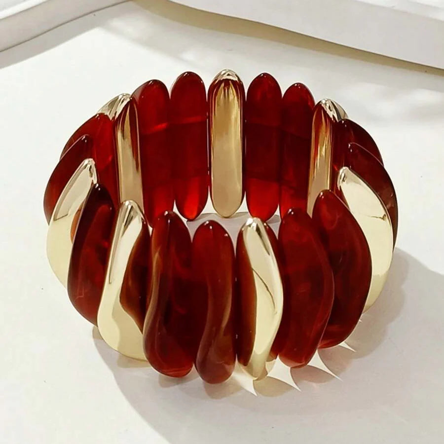 Gouden armband met onregelmatige natuursteen kralen