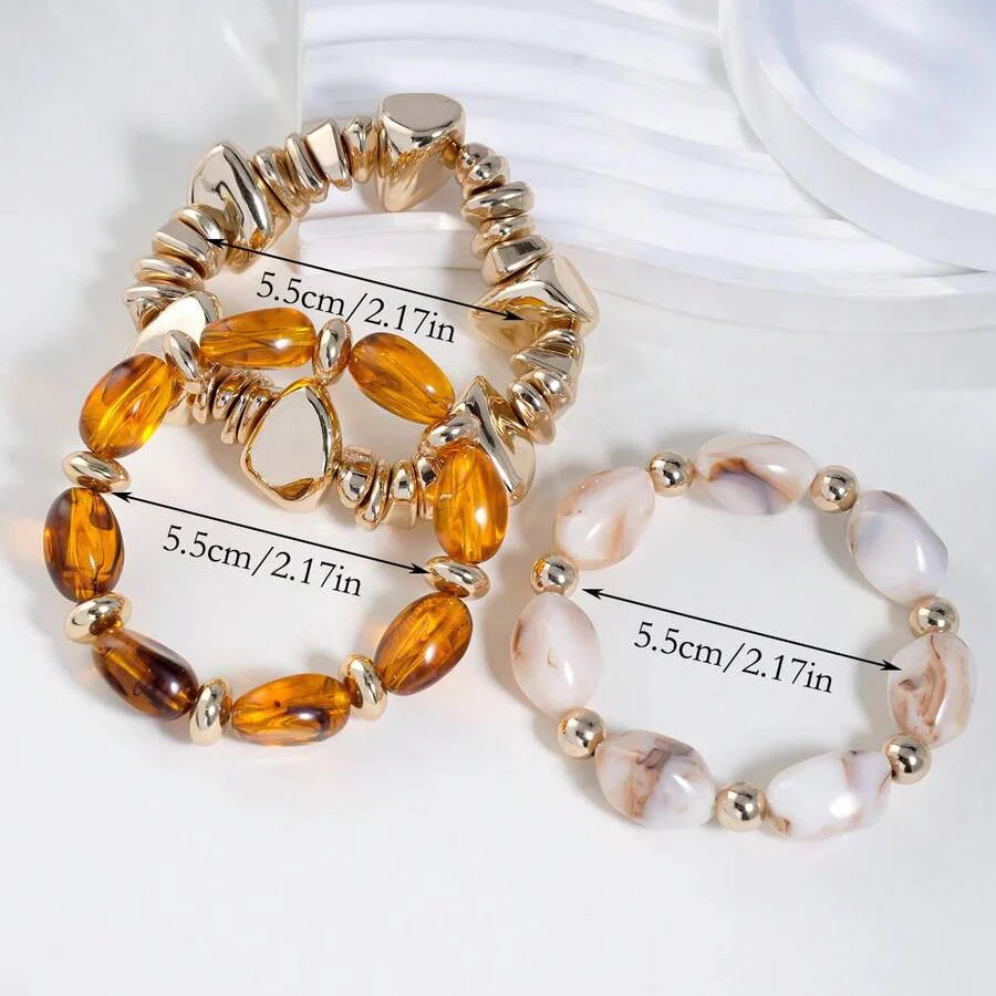 Gouden armband met onregelmatige natuursteen kralen