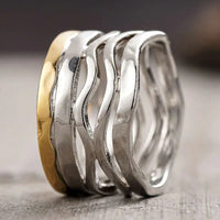 Zilveren brede golvende ring met goudkleurige rand