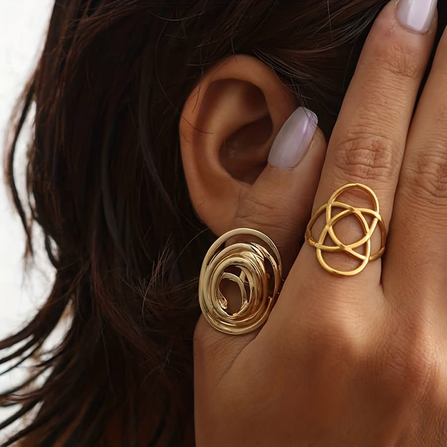 Gouden minimalistische ringenset met golfdesign