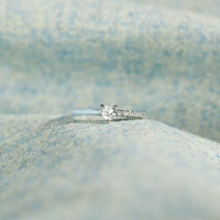Zilveren solitaire ring met hartvormige steen