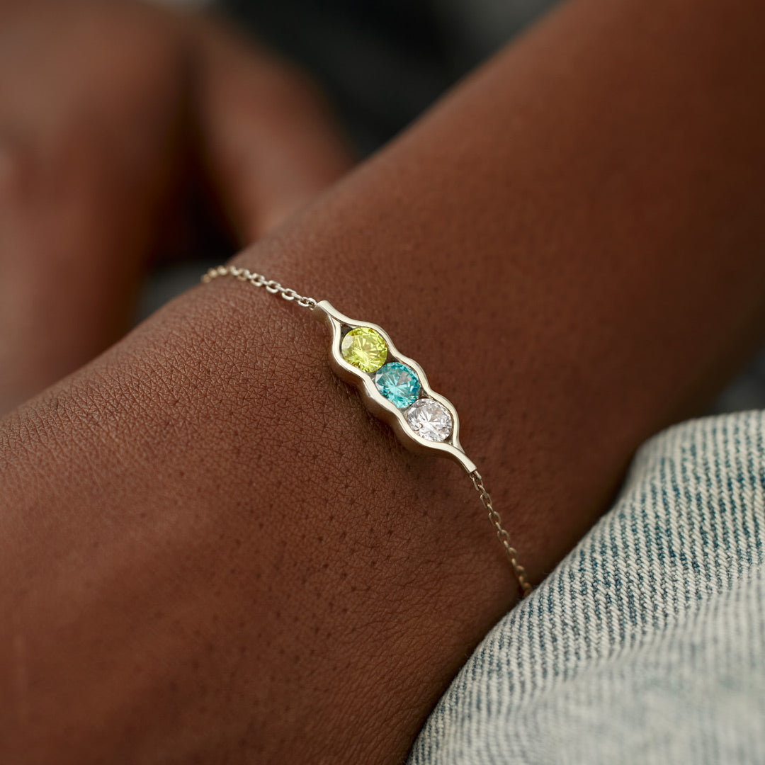 Gouden armband met kleurrijke geboortestenen