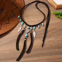 Bohemian ketting met turkoois en rode kralen kruishanger