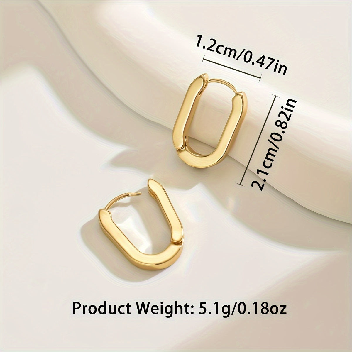 Gouden minimalistische ovale oorbellen