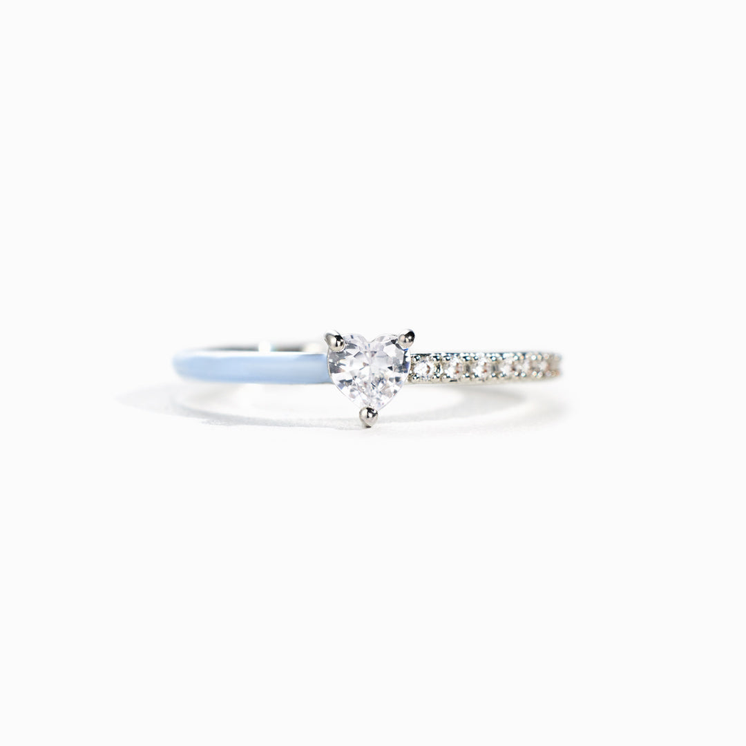 Zilveren solitaire ring met hartvormige steen