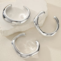 Zilveren chunky golvende bangle-armbandenset