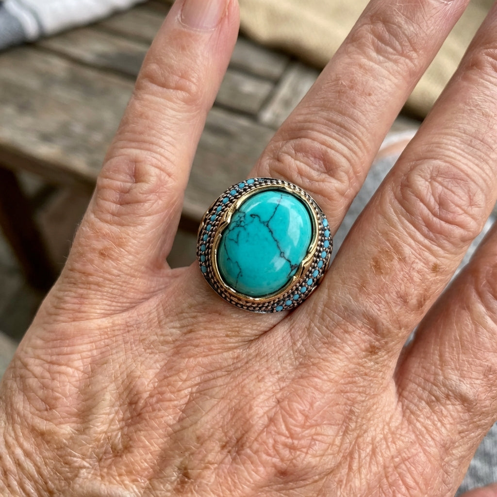 Zilveren vintage ring met grote turquoise steen
