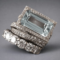 Zilveren ring met lichtblauwe aquamarijn en diamanten