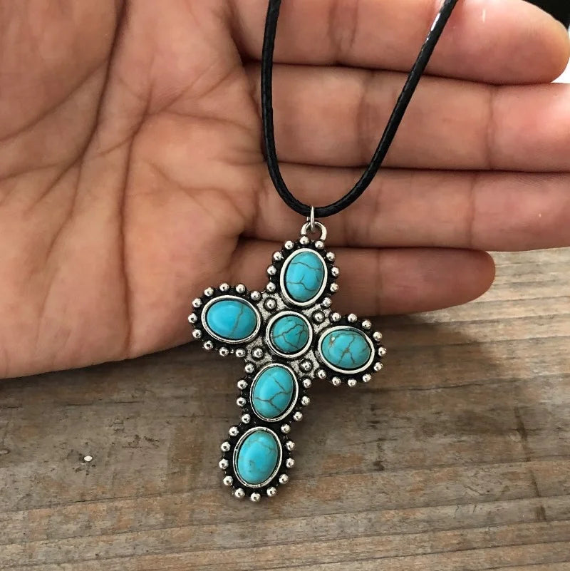 Bohemian zilveren ketting met turquoise kruishanger