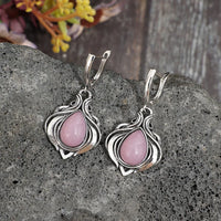 Zilveren vintage oorbellen met roze druppelstenen