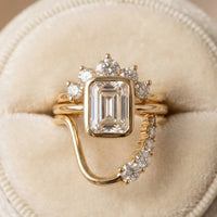 Gouden ringenset met emerald-geslepen zirkonia