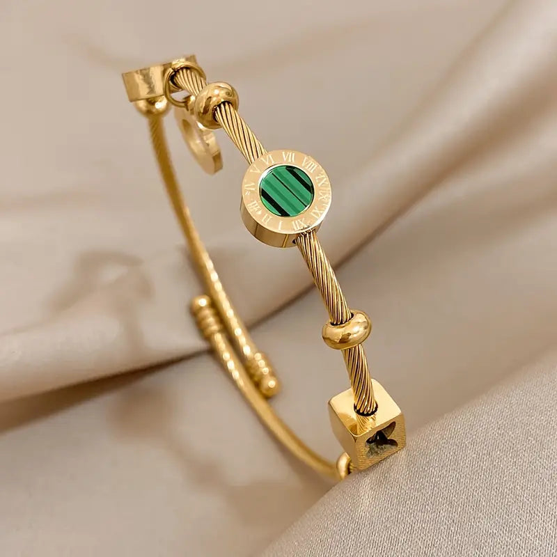 Gouden armband met romeinse cijfers en malachiet