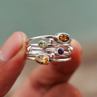 Zilveren stapelring met meerkleurige edelstenen