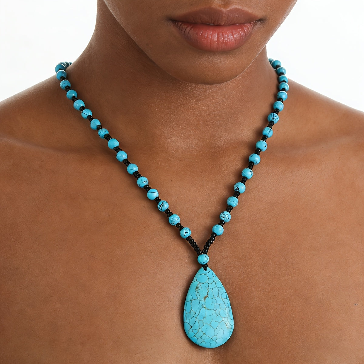 Bohemian kralenketting met turkooizen druppelhanger