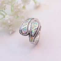 Zilveren vintage ring met witte opaal en zirkonia