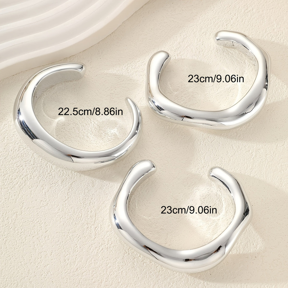Zilveren chunky golvende bangle-armbandenset