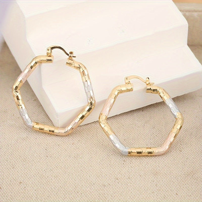 Driekleurige gouden creolen met diamantgeslepen patroon