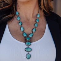 Zilveren turquoise sieradenset met ketting en oorbellen
