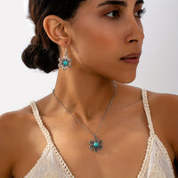 Zilveren vintage oorbellen met ovale turquoise