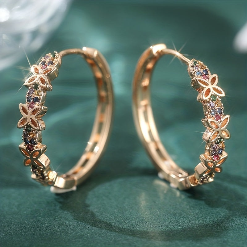 Driekleurige gouden creolen met diamantgeslepen patroon