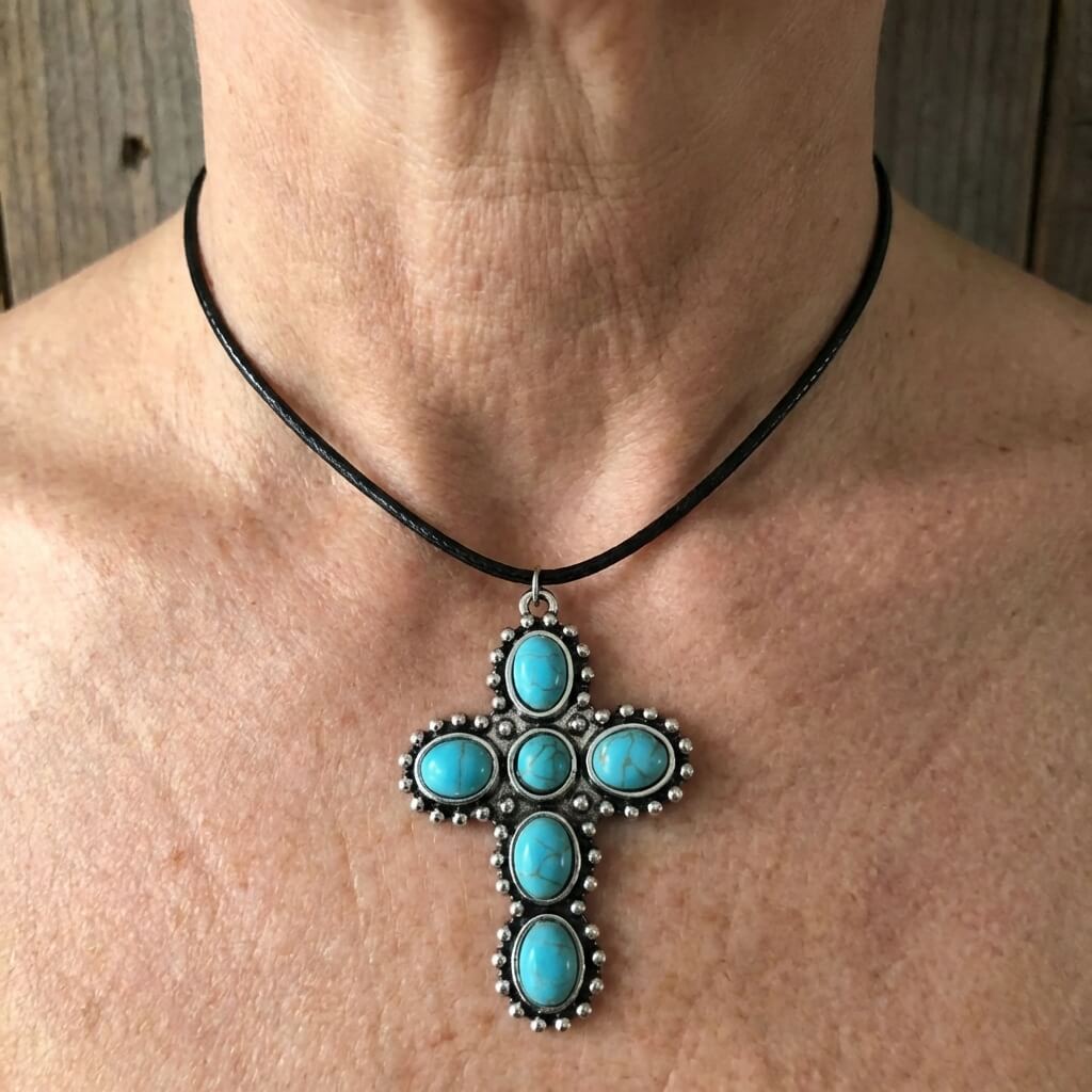 Bohemian zilveren ketting met turquoise kruishanger