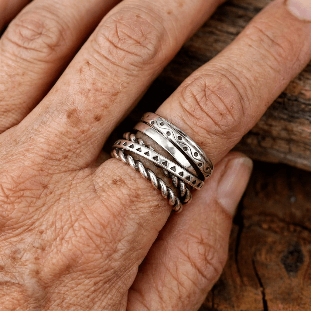 Zilveren brede bandring met Azteeks bohemian motief