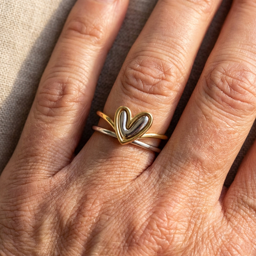 Tweekleurige gouden en zilveren ring met hart