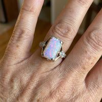 Zilveren vintage ring met rechthoekige opaal