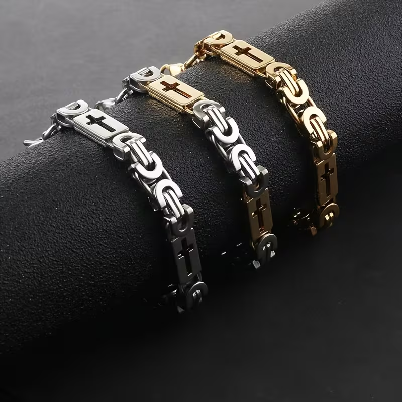 Gouden armbandenset met brede cuff en discs