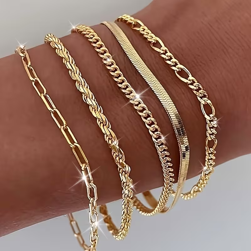 Gouden gelaagde armbandenset met schakels