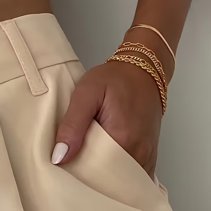 Gouden gelaagde armbandenset met schakels