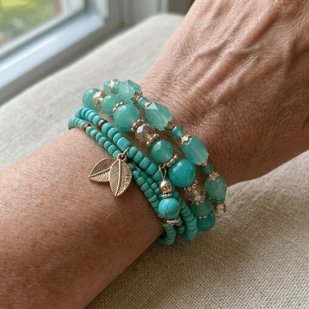 Bohemian wikkelarmband met turquoise kralen en blad