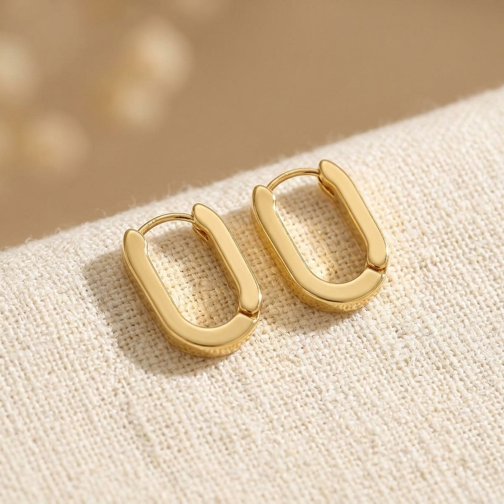 Gouden minimalistische ovale oorbellen