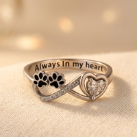 Zilveren ring met pootjes en hart Always in my heart