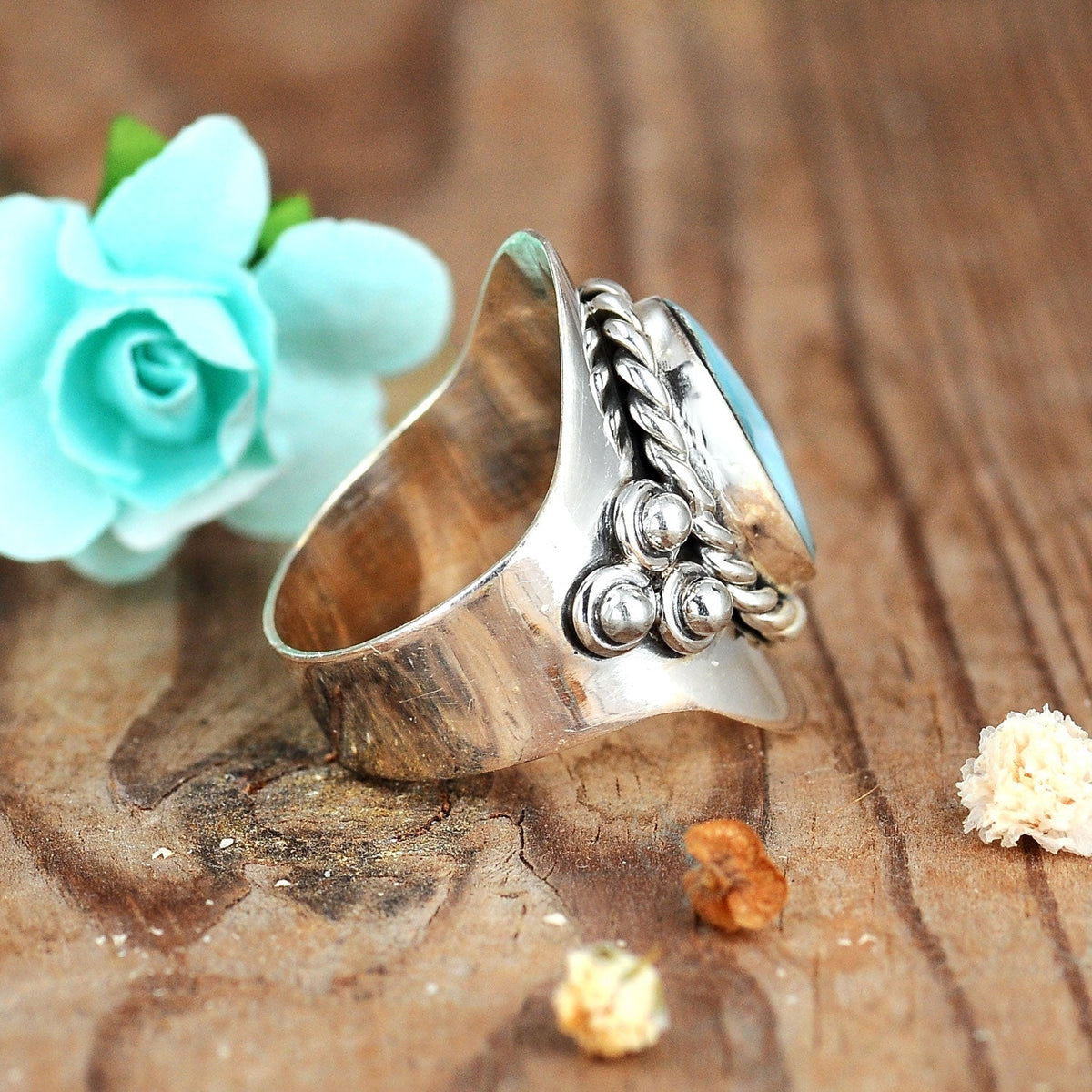 Zilveren boho-ring met ovale larimar