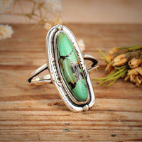 Zilveren bohemian ring met ovale groene turquoise